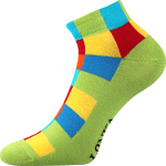 Bunte Socken für Sommer grun