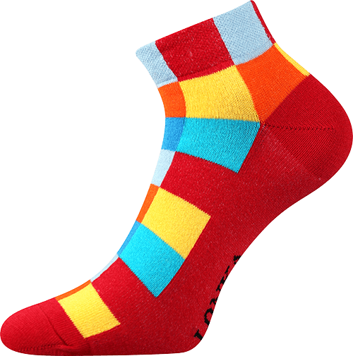 Bunte Socken für Sommer rot